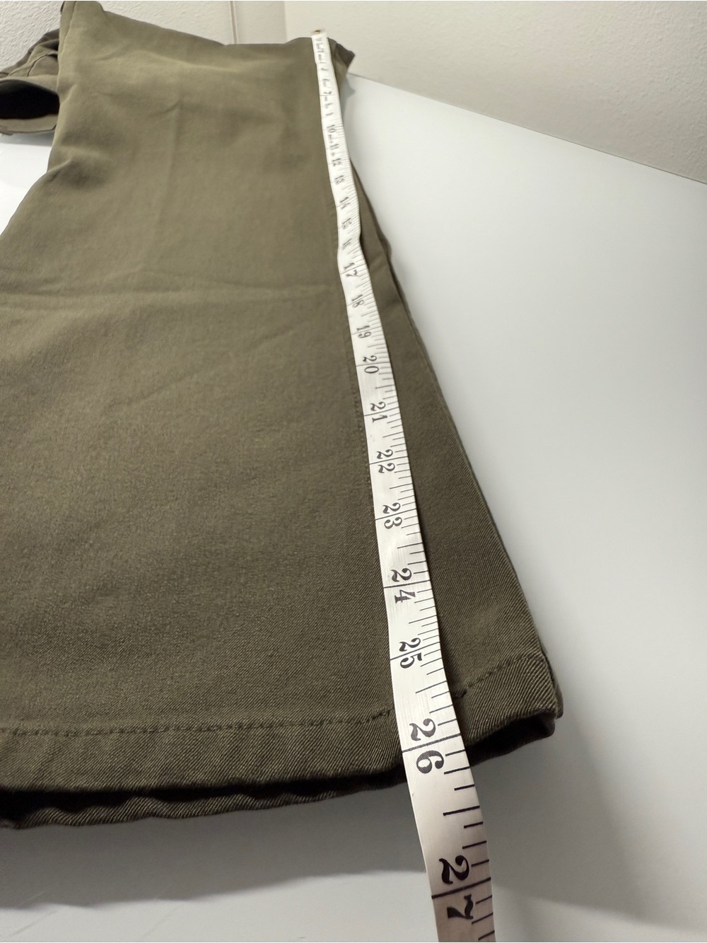 Theory Cropped Kick Flare Pants Olive Green Women’s Size 6 - Picture 11 of 11